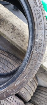 Barum Bravuris 5HM 225/35R19 Y XL letni - 3