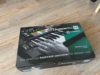 Novation Launchkey 25 - 3