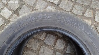 ZIMNÍ PNEU GOOD YEAR R18 4KS - 3