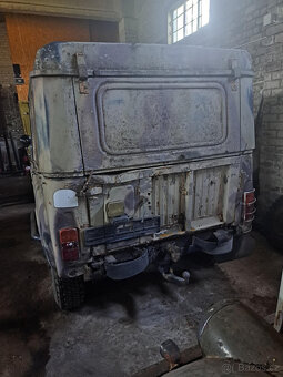 UAZ 469 - 3
