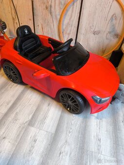 Dětské elektrické auto - 3