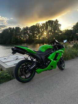 Kawasaki zx6r - 3