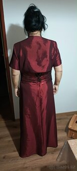 Červené plesové šaty vel. 50 - 3