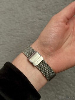 stříbrné hodinky Daniel Wellington - 3