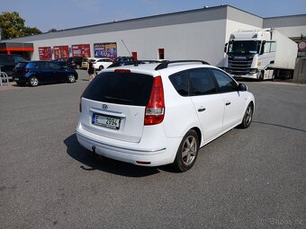 Hyundai i30 kombi, 1.6 CRDi, 66kW,Česká STK,tažné - 3