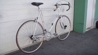 Peugeot Course 1982, nádherná silnička pro vysoké chlapy - 3