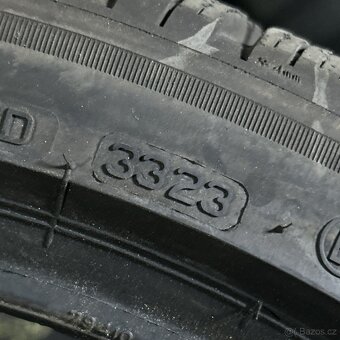 Zimní pneu 225/40 R19 93W Bridgestone 7-7,5mm - 3
