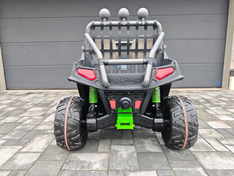 Autíčko Peg Perego RZR 24V - 3