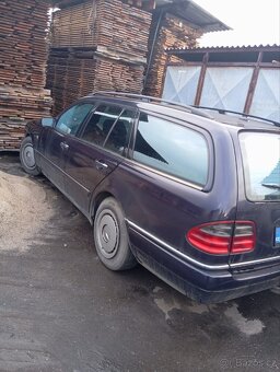 Prodám Mercedes-Benz  w210 E220cdi rv.2000 - 3