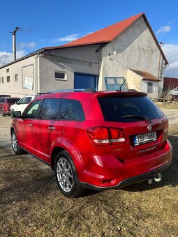 Fiat Freemont 2.0L 125kw AWD 7 míst - 3