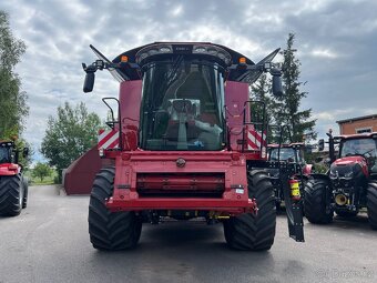 Case IH AF 8250 kolový - 3