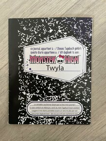 Monster High Twyla - 3