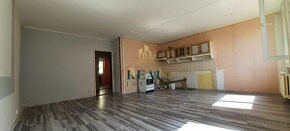 Prodej bytu 3+1+balkon v Krupce, 54 m2 - 3