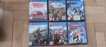 PlayStation 4 - 3