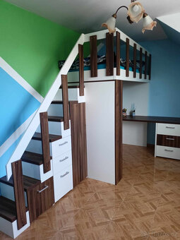 Dětská souprava (postel, stůl, skříň) - 3