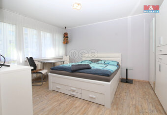 Pronájem bytu 1+kk, 36 m², Hradec Králové, ul. Severní - 3