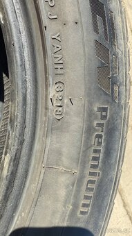 4x letní pneu Kumho Crugen Premium 225/55 R19 99H - 3