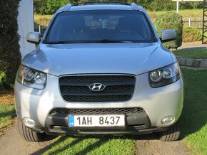 HYUNDAI 4x4 SANTA FE 2.2 CRDi 114kw 2009 nový čr.166 255km. - 3