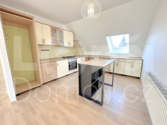 Prodej nadstandartní bytové jednotky 3 plus 1 OV 128 m2 - 3