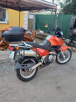 Suzuki XF650 freewind - 3