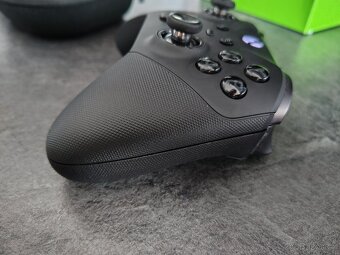 Xbox Elite V2 gamepad - 3
