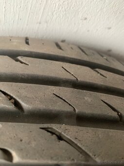 Sada 215/65 r16 letní pneu Nexen - 3