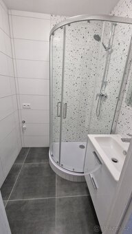 Krásný, prostorný 2+1 s lodžií, po rekonstrukci - 3