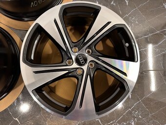 original audi a3 s3 r19 RS 8Y 8Y0601025CG 5X112 - 3