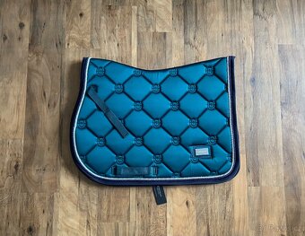 Equestrian Stockholm Emerald VS - 3