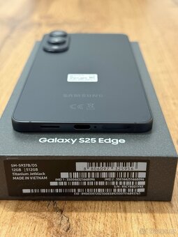 Samsung Galaxy S25 Edge - 3