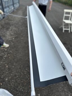 Projekční plátno / roleta ELITE SCREENS - 3