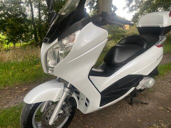 Honda S Wing 125 - 3