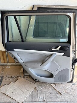 Škoda Octavia 2 combi, LZ dveře - 3