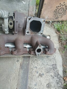 Podtlakové Turbo Mondeo mk3 96,114 kW - 3