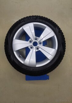 Zimní alu kola s TPMS senzory tlaku ŠKODA TRITON 215/55 R17 - 3