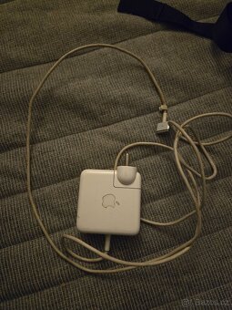 MacBook Air 13" (2017) – Intel i5, 128 GB SSD - 3