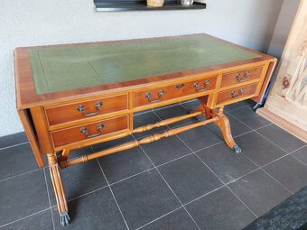 Anglický psací stůl - 3