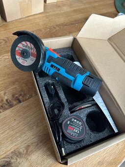 AKU flexa 3” + 2x baterie - NOVA - 3