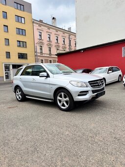 Mercedes-Benz ML, ML250 CDI zachovalý stav Ojeté, 7/2011, 2 - 3