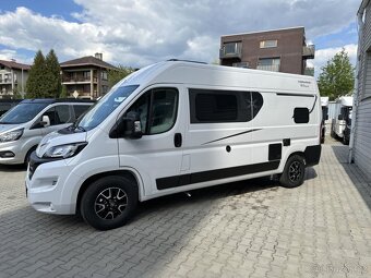 Zapůjčení obytného vozu KM DEXTER 581 ,4 osoby, NEOMEZENÉ KM - 3