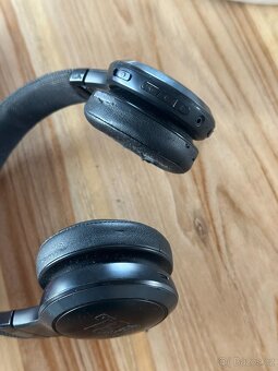 Bezdrátová sluchátka JBL Live 400BT - 3