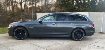 BMW Řada 5 xDrive Luxury Line (HUD, kamera, po servisu) - 3