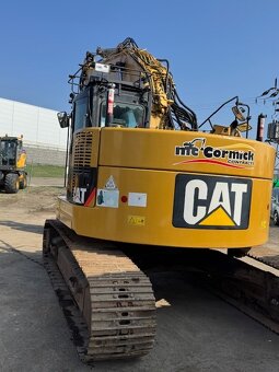Pasový bagr CAT 321D - 3