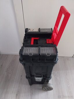 Kufr - box na nářadí na kolečkách - 3