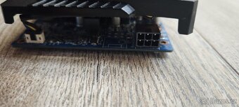 Sapphire HD 7850 AMD RADEON HD 7800 Series - 3