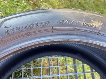 Bridgestone 255/40/R20 101Y - 3