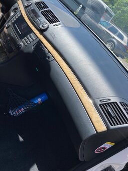 Mercedes benz w211 - 3