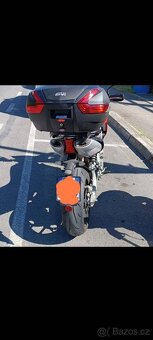 Aprilia Dorsoduro 750 (2011) - 3
