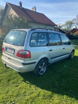 Ford Galaxy - 3