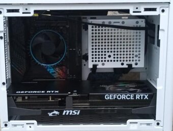 Nový Mini herní RTX 5070 Ti; i9 14900K; B760, DDR5 32GB - 3